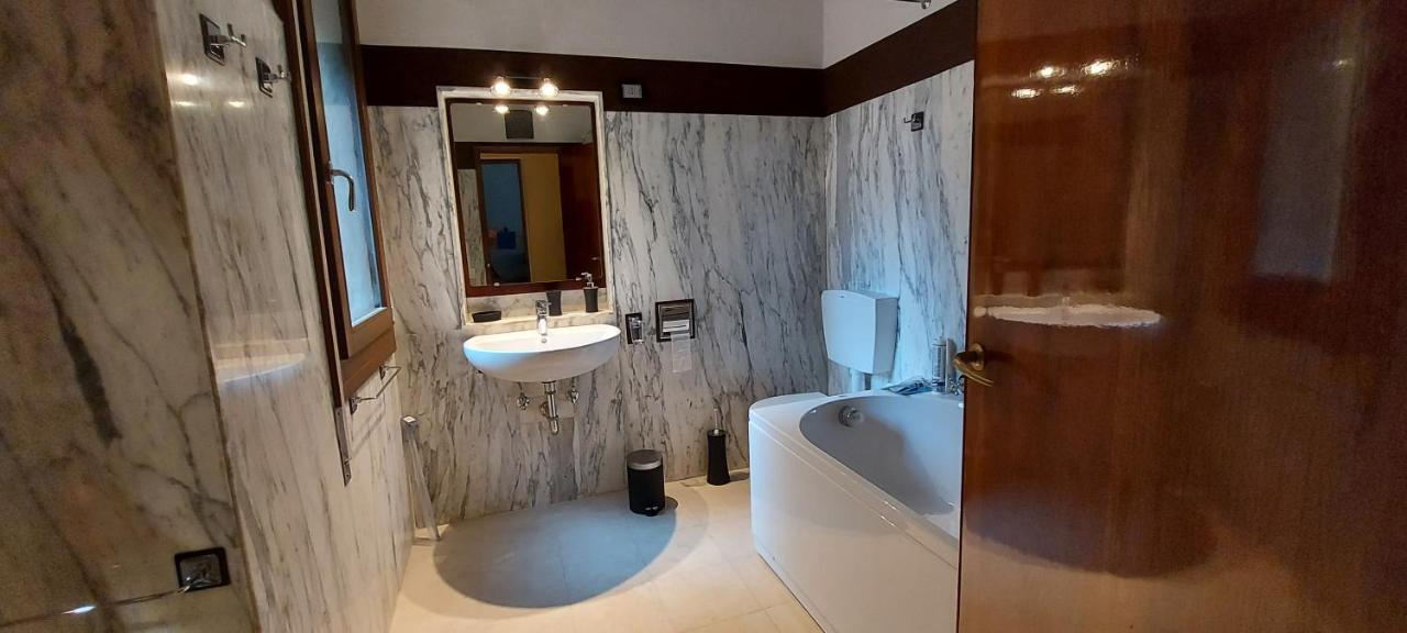 Antico Rio Acqua Dolce apartment Venezia Esterno foto